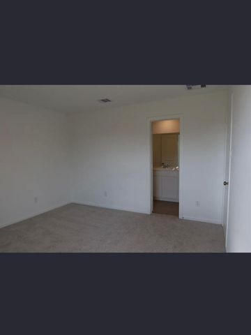 5122 Red Drum Drive, Baytown, TX 77521