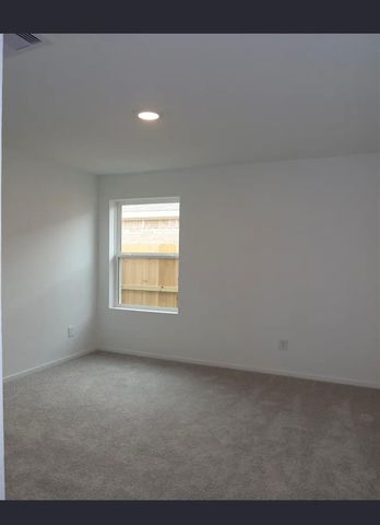 5122 Red Drum Drive, Baytown, TX 77521