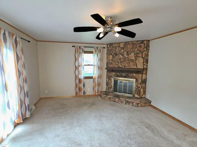1231 School DRIVE, Waukesha, WI 53189