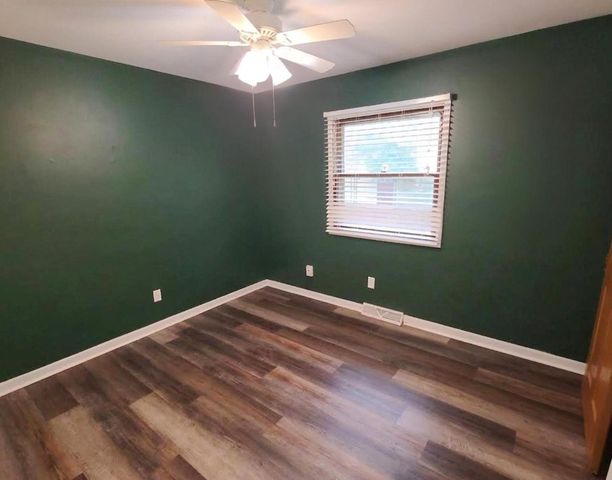 1231 School DRIVE, Waukesha, WI 53189