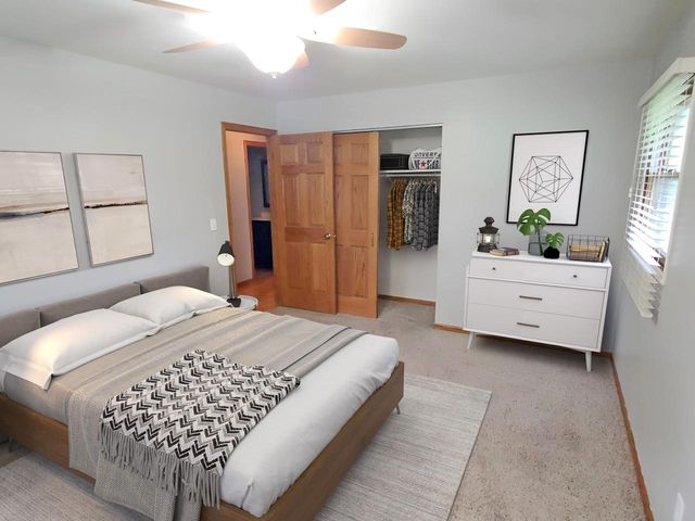 1231 School DRIVE, Waukesha, WI 53189