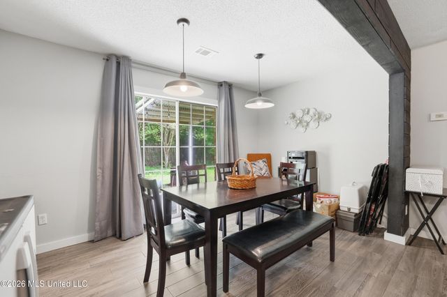 3905 Yosemite Drive, Ocean Springs, MS 39564