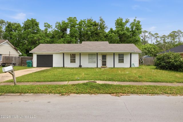 3905 Yosemite Drive, Ocean Springs, MS 39564