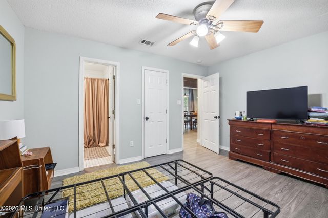 3905 Yosemite Drive, Ocean Springs, MS 39564