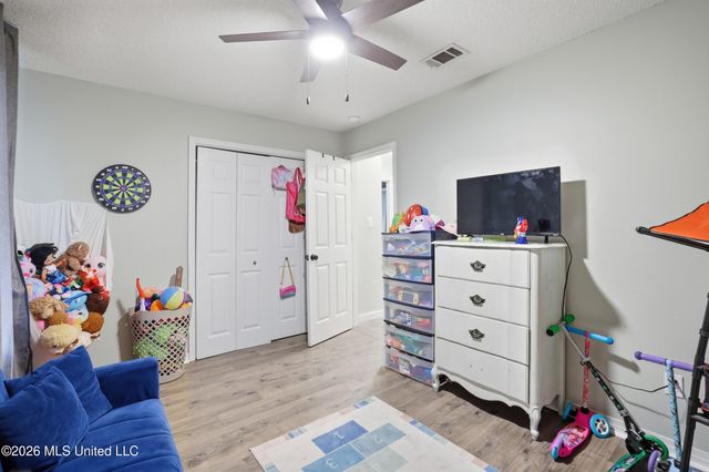 3905 Yosemite Drive, Ocean Springs, MS 39564