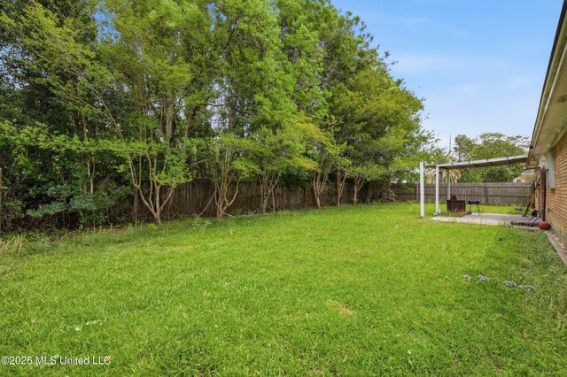 3905 Yosemite Drive, Ocean Springs, MS 39564