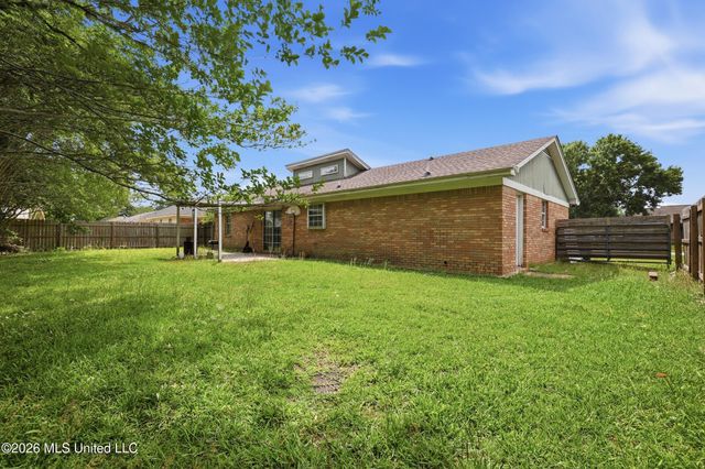 3905 Yosemite Drive, Ocean Springs, MS 39564