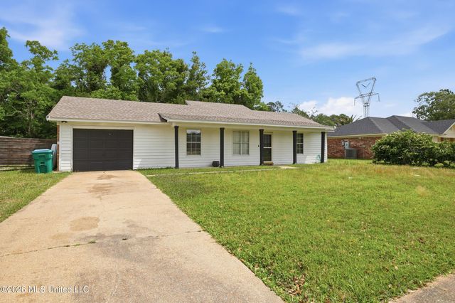 3905 Yosemite Drive, Ocean Springs, MS 39564