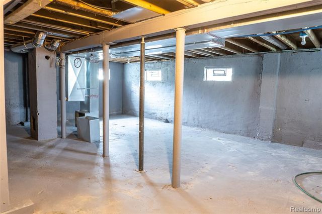5063 Mcclellan Street, Detroit, MI 48213