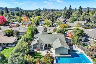15 Lemon Ct, Napa, CA 94558