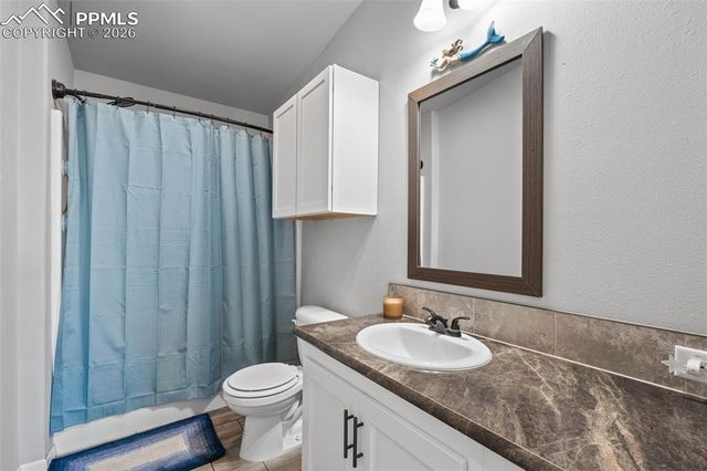 21825 Drennan Road, Colorado Springs, CO 80928
