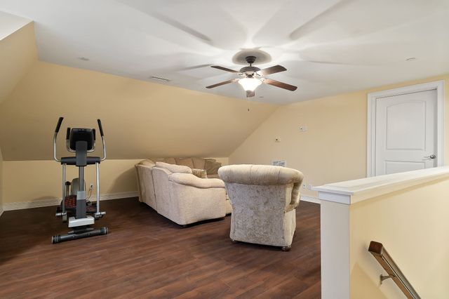 120 Dunrobin Ct, Sparta, TN 38583