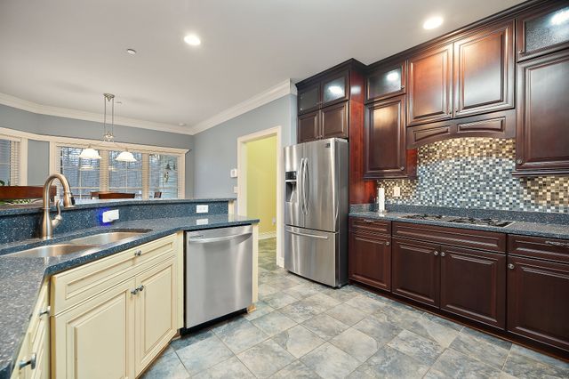 120 Dunrobin Ct, Sparta, TN 38583