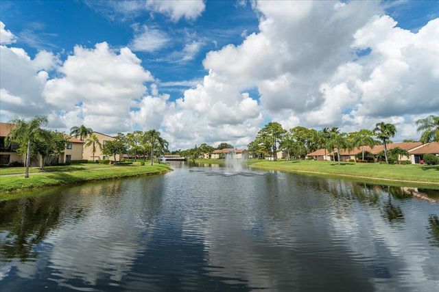 630 Sea Pine Way A, Greenacres, FL 33415