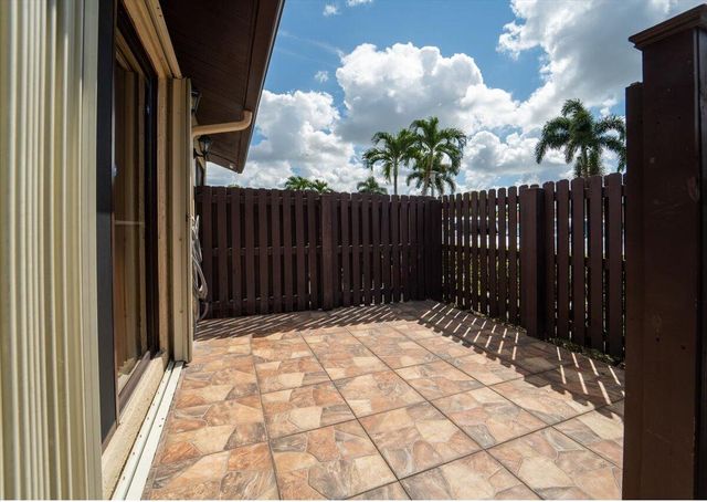 630 Sea Pine Way A, Greenacres, FL 33415