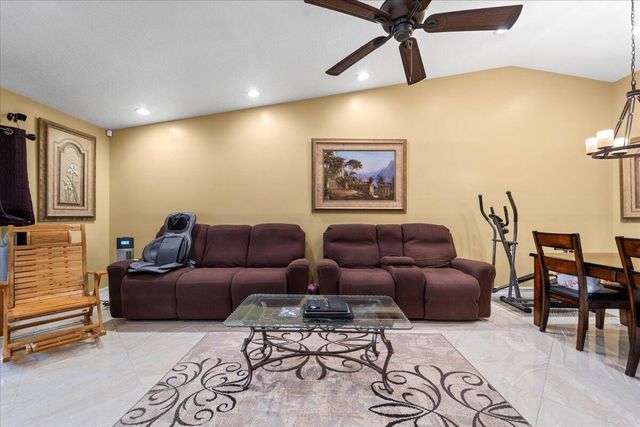 630 Sea Pine Way A, Greenacres, FL 33415