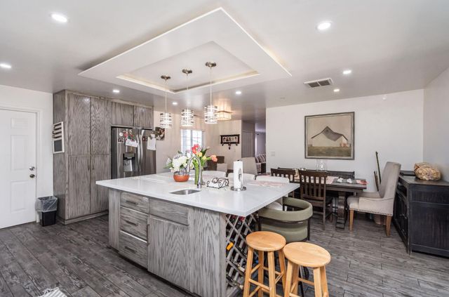 7320 Sahara Ct, Sacramento, CA 95828