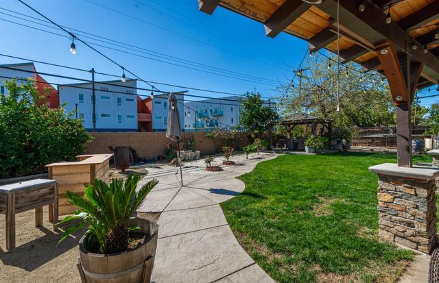 7320 Sahara Ct, Sacramento, CA 95828