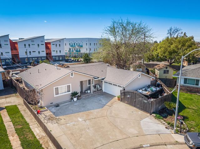 7320 Sahara Ct, Sacramento, CA 95828