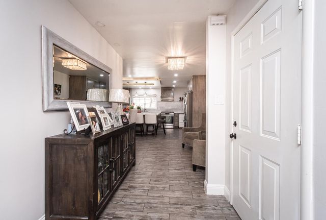 7320 Sahara Ct, Sacramento, CA 95828