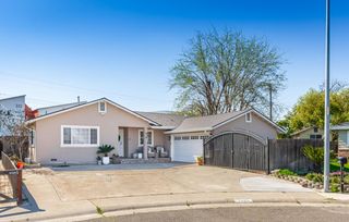 7320 Sahara Ct, Sacramento, CA 95828