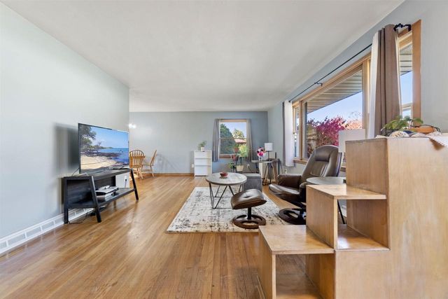 2222 Rutledge Avenue, Janesville, WI 53545