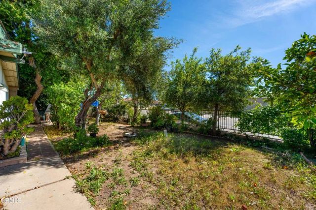 975 E Avenida De Los Arboles, Thousand Oaks, CA 91360