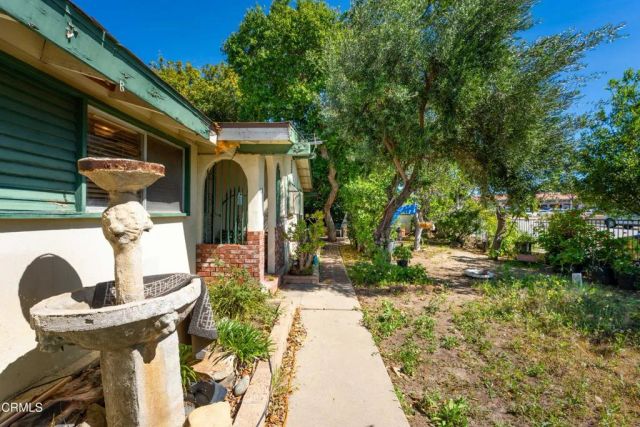 975 E Avenida De Los Arboles, Thousand Oaks, CA 91360