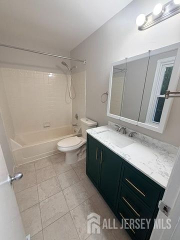 81 Woodmere Drive, Parlin, NJ 08859
