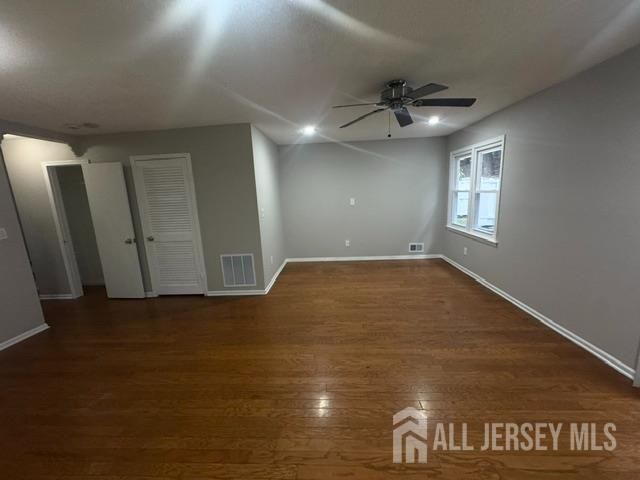 81 Woodmere Drive, Parlin, NJ 08859