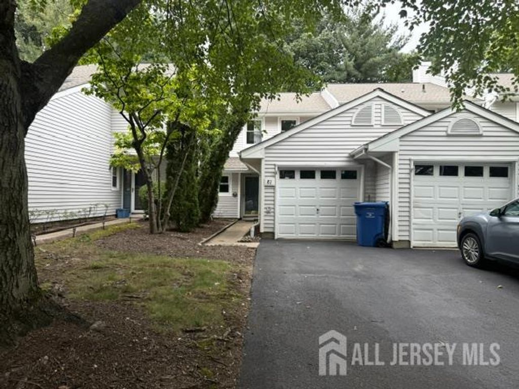 81 Woodmere Drive, Parlin, NJ 08859
