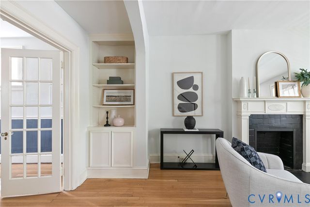 3231 W Grace St, Richmond, VA 23221