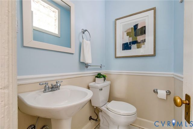 3231 W Grace St, Richmond, VA 23221