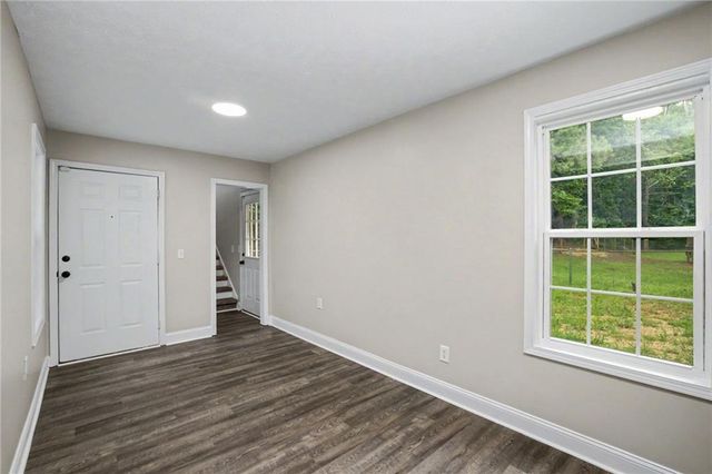 1370 Bethlehem Church Road, Grantville, GA 30220