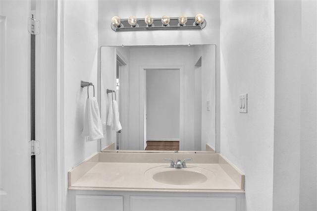 3913 Pebble Brook Drive, League City, TX 77573