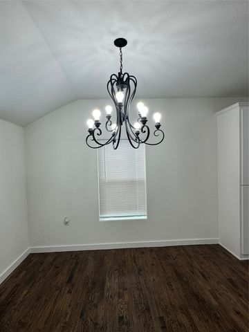 513 W South Street, Whitesboro, TX 76273