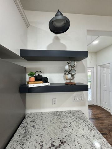 513 W South Street, Whitesboro, TX 76273