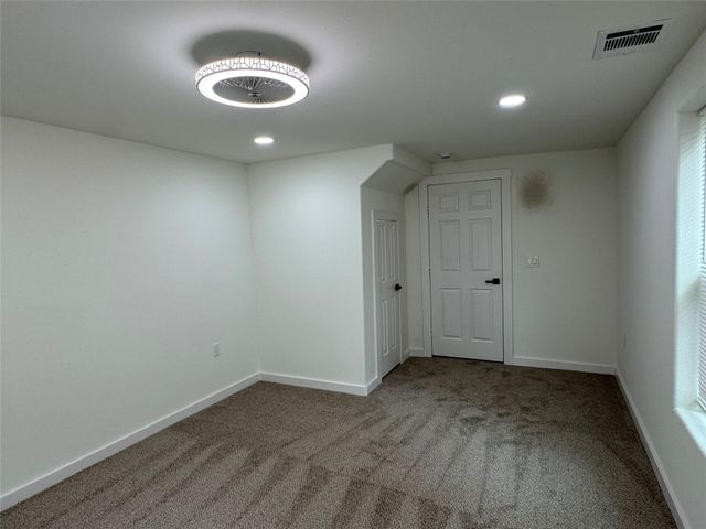 513 W South Street, Whitesboro, TX 76273