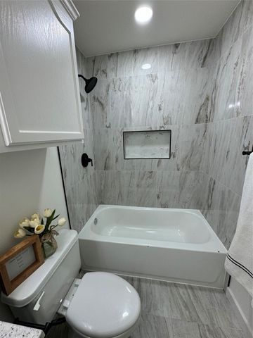 513 W South Street, Whitesboro, TX 76273