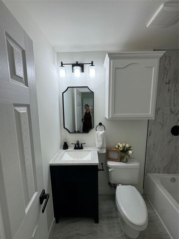 513 W South Street, Whitesboro, TX 76273