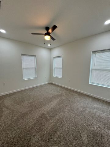 513 W South Street, Whitesboro, TX 76273