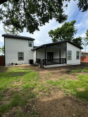 513 W South Street, Whitesboro, TX 76273