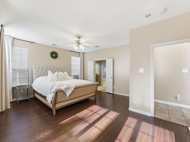 2018 Spring Creek Drive, Midlothian, TX 76065