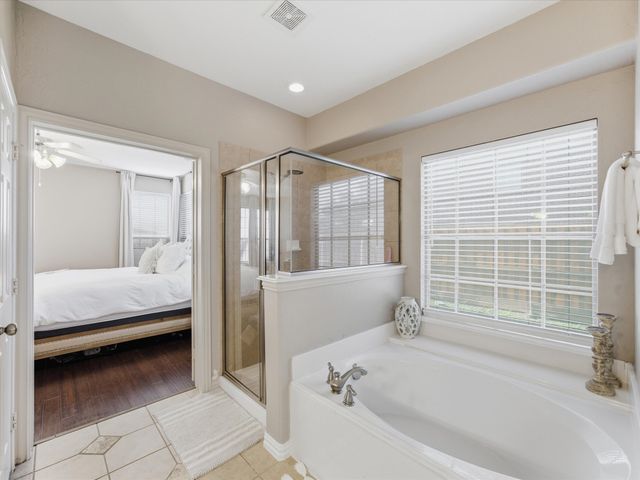 2018 Spring Creek Drive, Midlothian, TX 76065