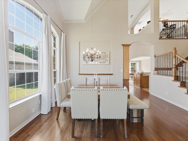 2018 Spring Creek Drive, Midlothian, TX 76065