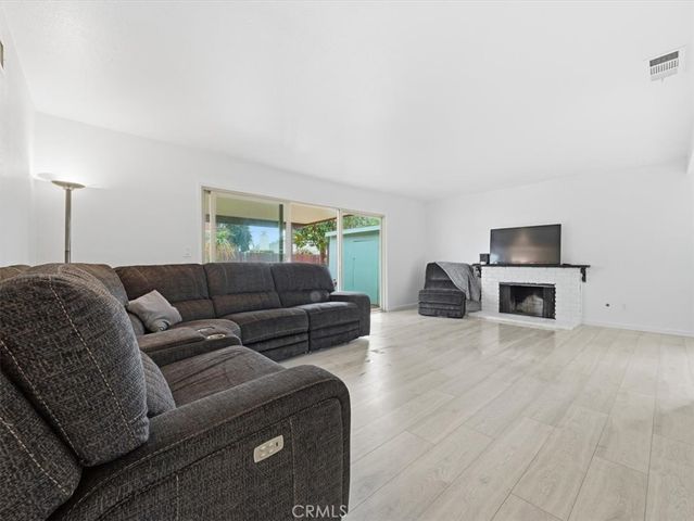 8536 Brunswick, Riverside, CA 92504