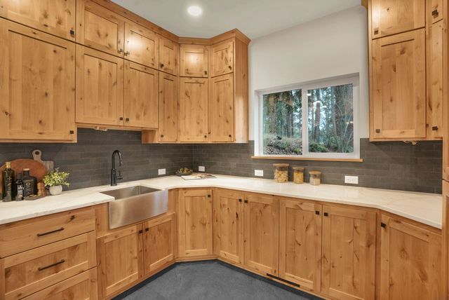 13827 E 46th Ave, Spokane, WA 99206