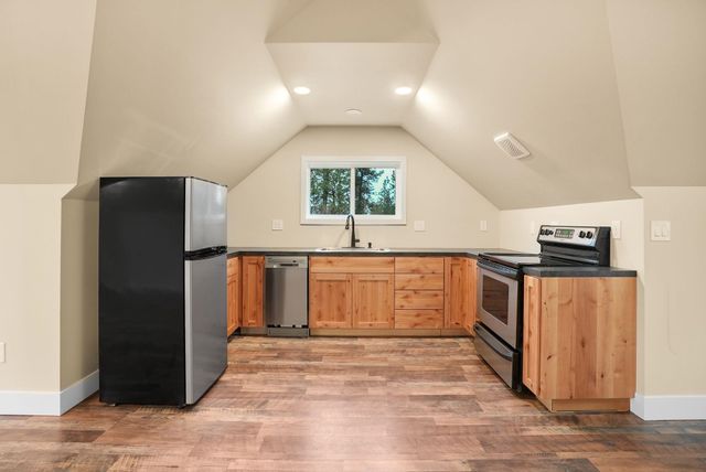 13827 E 46th Ave, Spokane, WA 99206