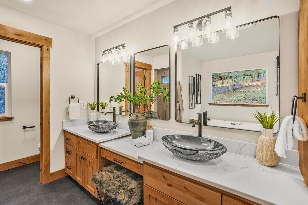 13827 E 46th Ave, Spokane, WA 99206 photo 21