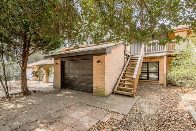 1505 Wimbledon Drive, Huntsville, TX 77340